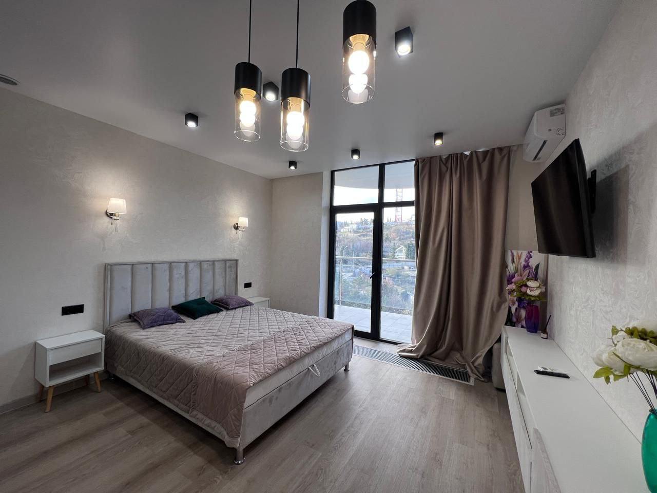 🔤🔤🔤🔤 Апартаменты по супер цене
Ялта
42.7 кв.м - 7.7 млн. р
46.6 кв.м - 8.8 млн.р
Алушта
32.0 кв.м - 9.8 млн.р
78.0 кв.м - 12.8 млн.р
Заинтересовало? Пиши, отвечу на все вопросы @iliashabalin | Сетка — социальная сеть от hh.ru