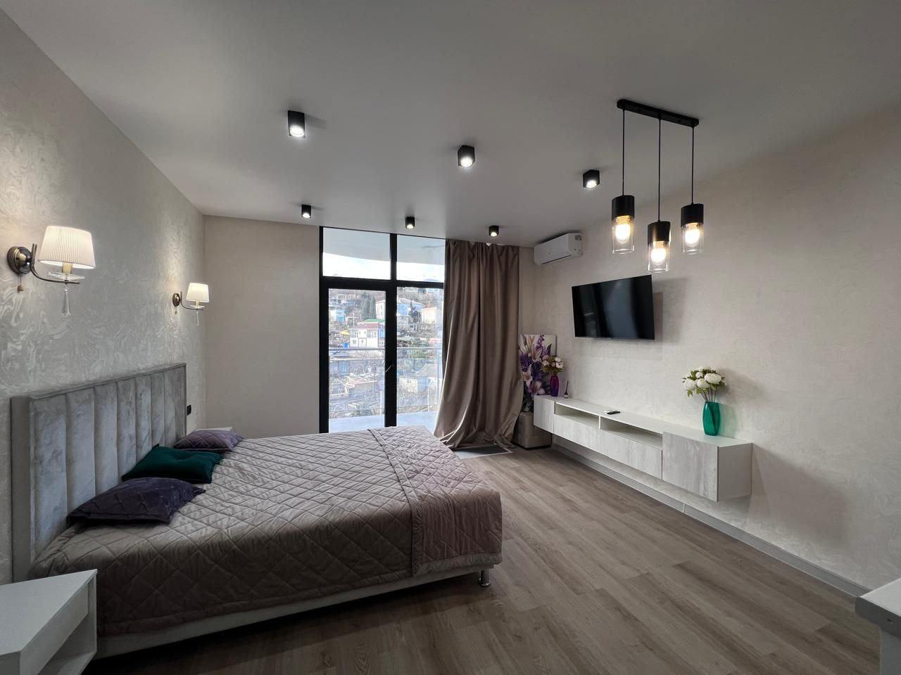 🔤🔤🔤🔤 Апартаменты по супер цене
Ялта
42.7 кв.м - 7.7 млн. р
46.6 кв.м - 8.8 млн.р
Алушта
32.0 кв.м - 9.8 млн.р
78.0 кв.м - 12.8 млн.р
Заинтересовало? Пиши, отвечу на все вопросы @iliashabalin | Сетка — социальная сеть от hh.ru