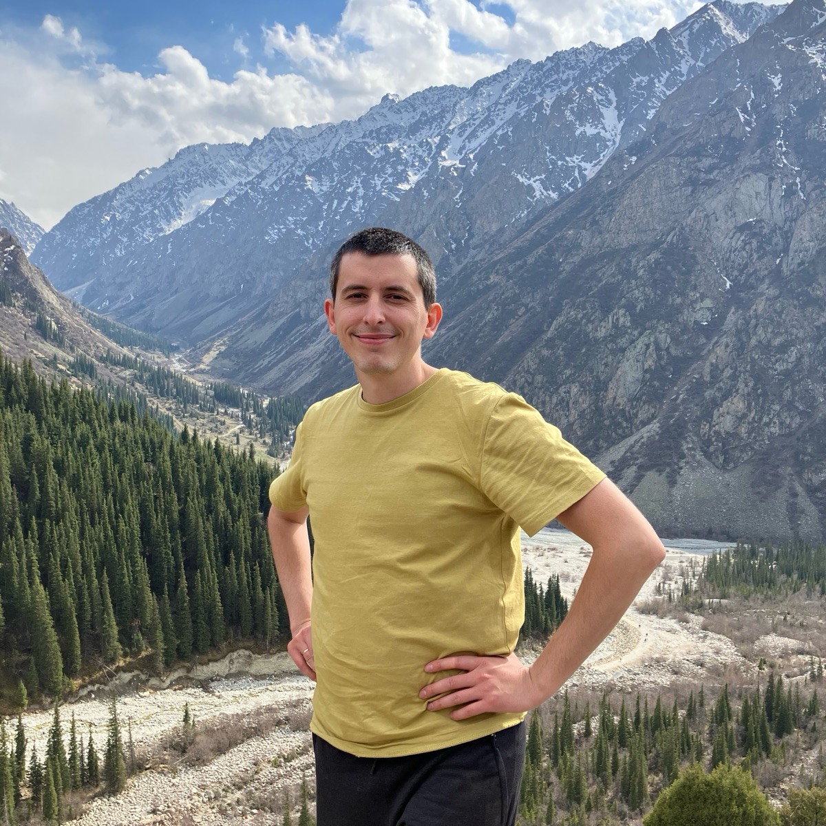 Руслан Ханбеков