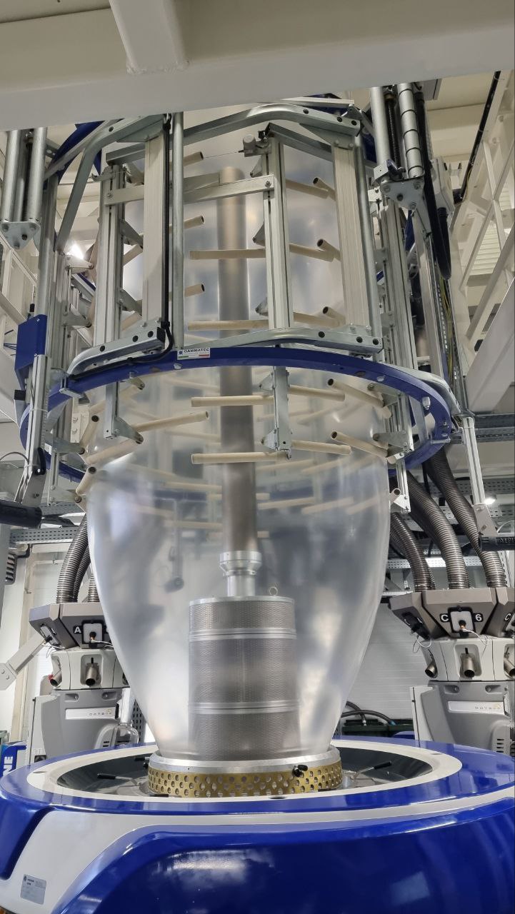 Производства - это кайф!
Результат - осязаемый. Процесс - сложный и интересный. | Сетка — социальная сеть от hh.ru