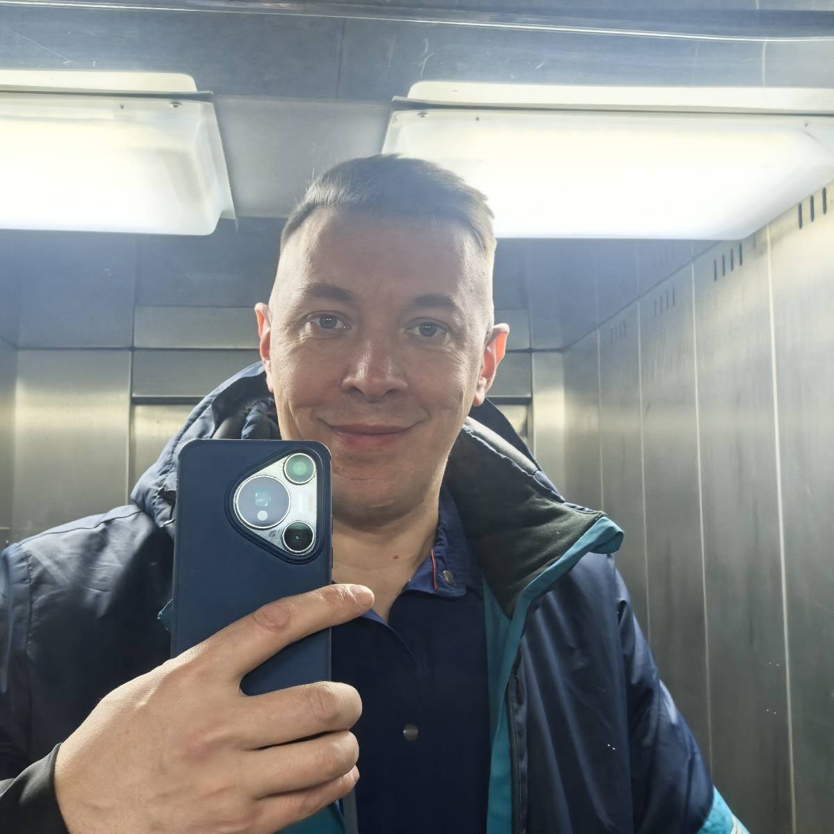 Андрей Самсонов