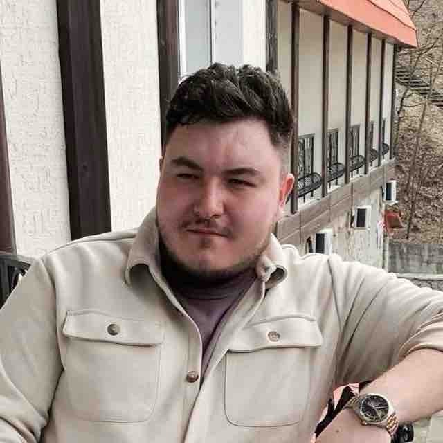 Милан Торшин | Сетка — социальная сеть от hh.ru