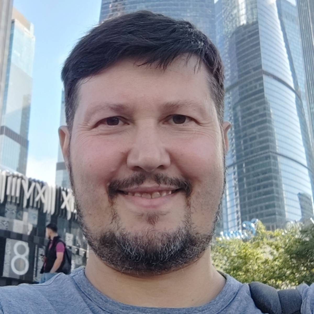 Андрей Разин