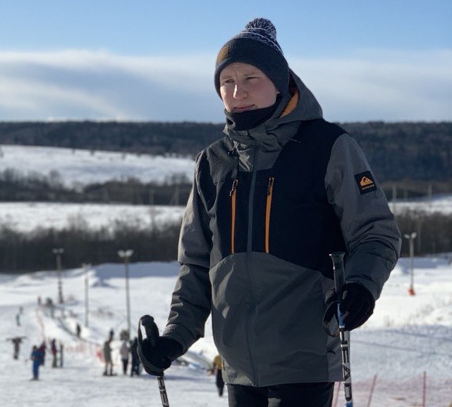 Александр Опаринский