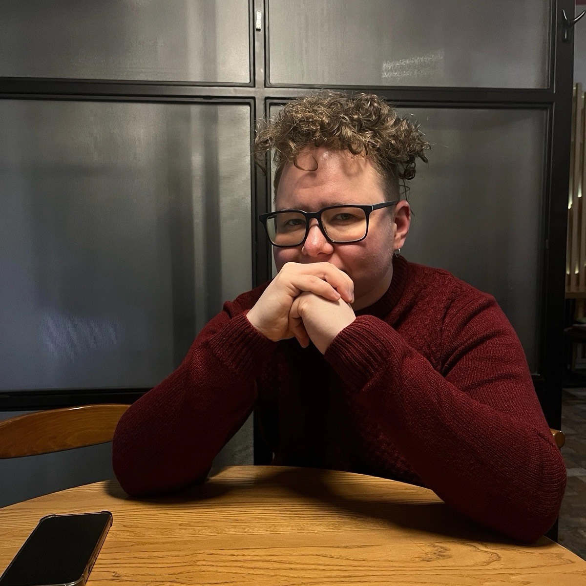 Mikhail Gushchin | Сетка — социальная сеть от hh.ru