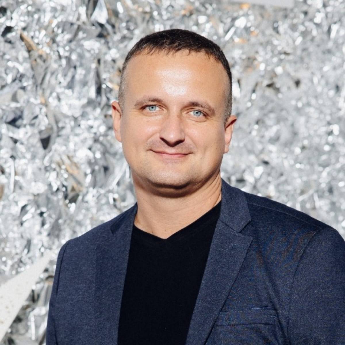 Денис Почалов