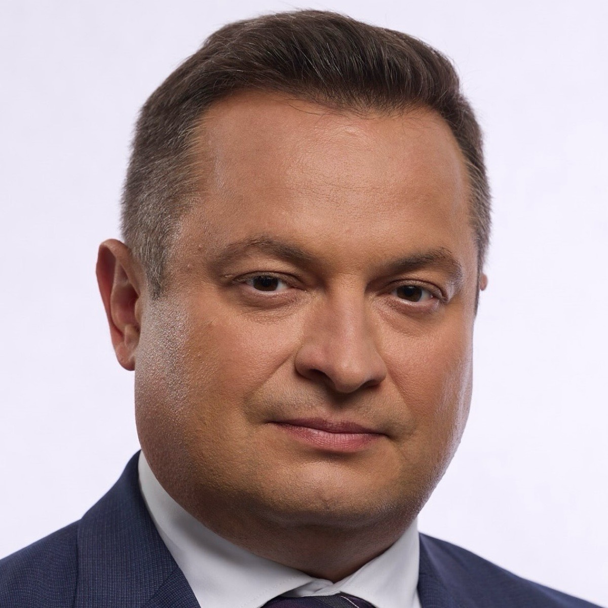 Vitalii Barannykov | Сетка — социальная сеть от hh.ru