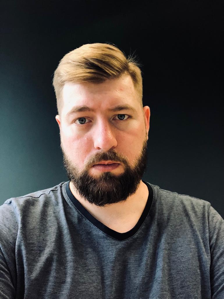 Олег Косяков | Сетка — социальная сеть от hh.ru