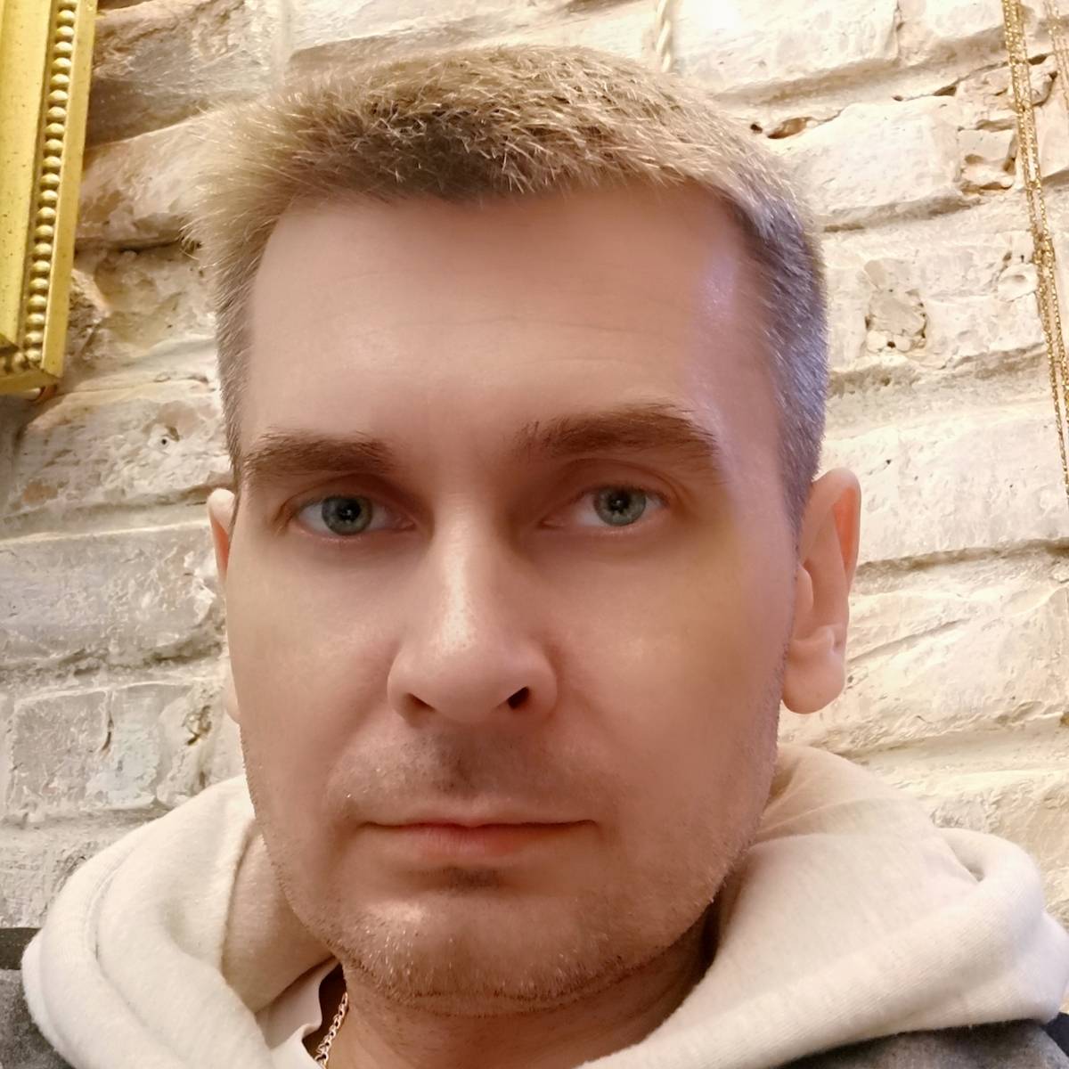 Олег Морозов