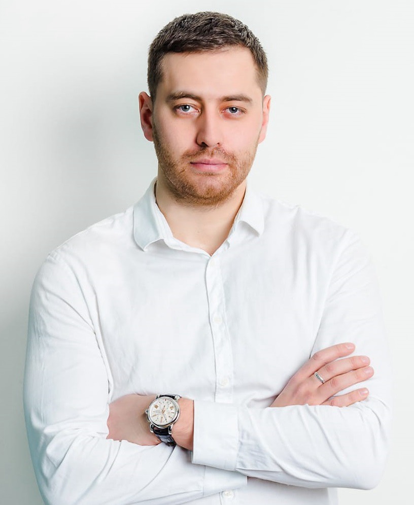 Тимур Алиев