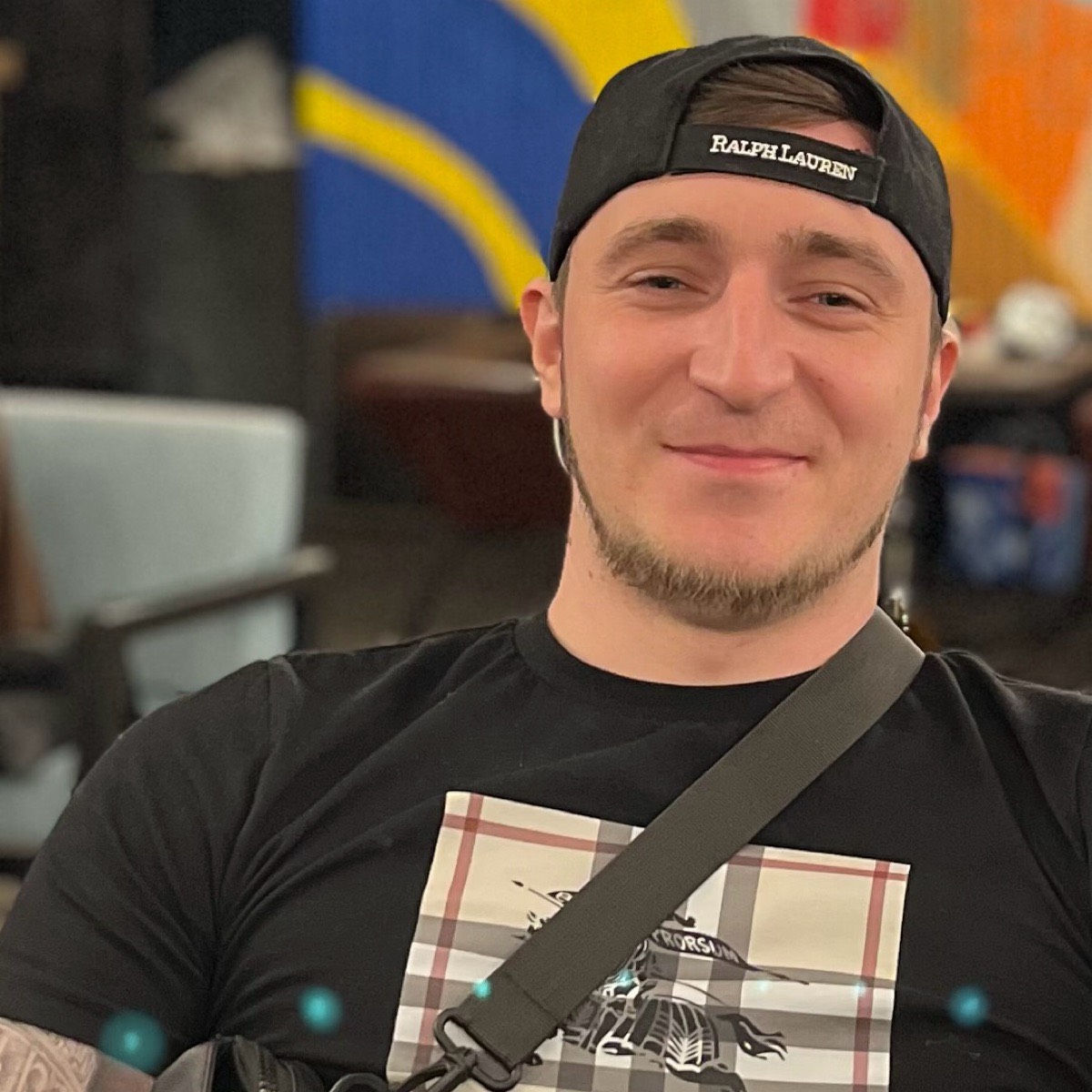 Дмитрий Стрекозов