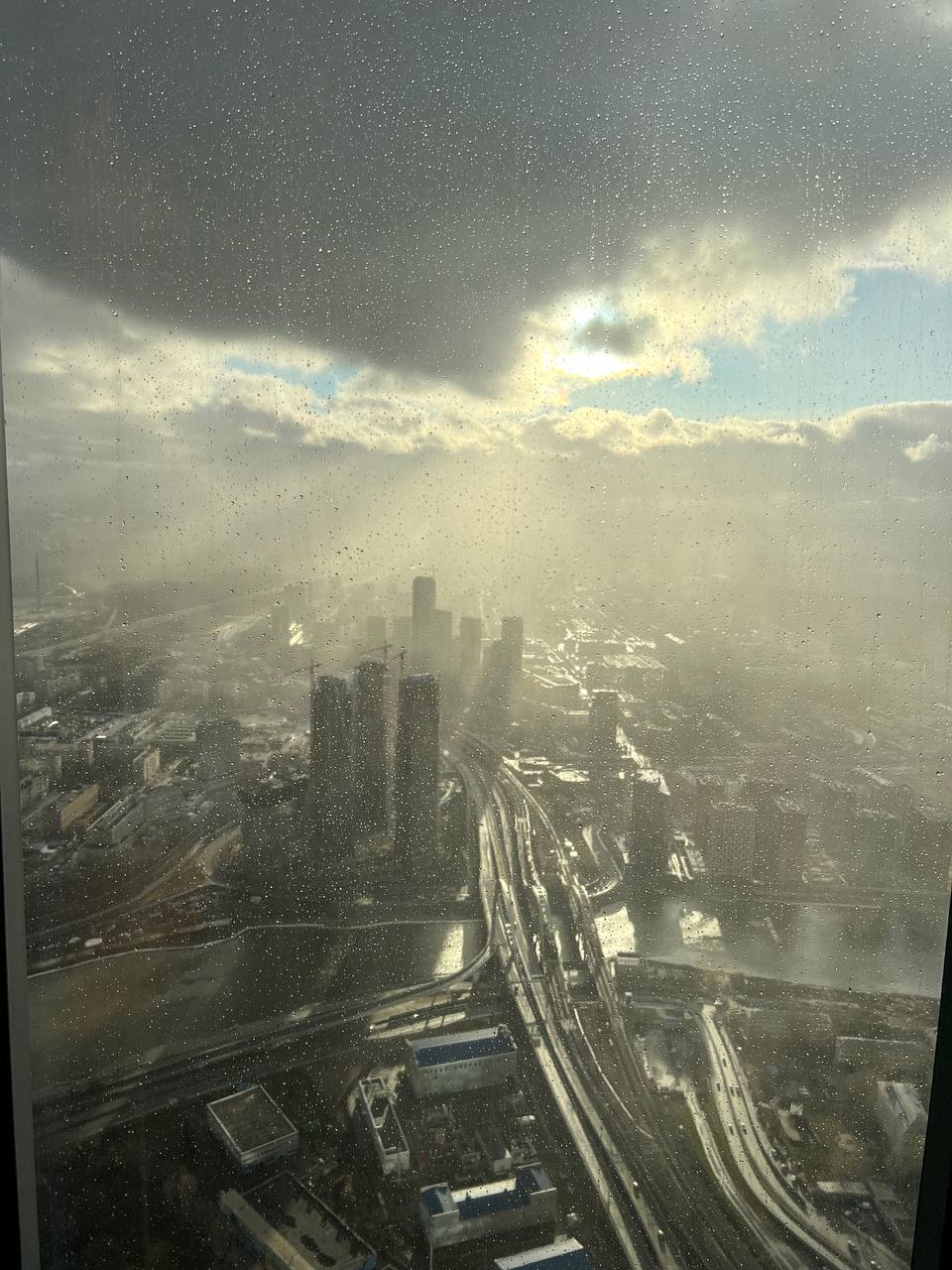 Мастермаинд подошел к концу
Раз в квартал мы с друзьями-предпринимателями встречаемся в разных городах и странах - отчитываемся по прошлой декларации и задачам, которые перед каждым из нас были постав... | Сетка — социальная сеть от hh.ru