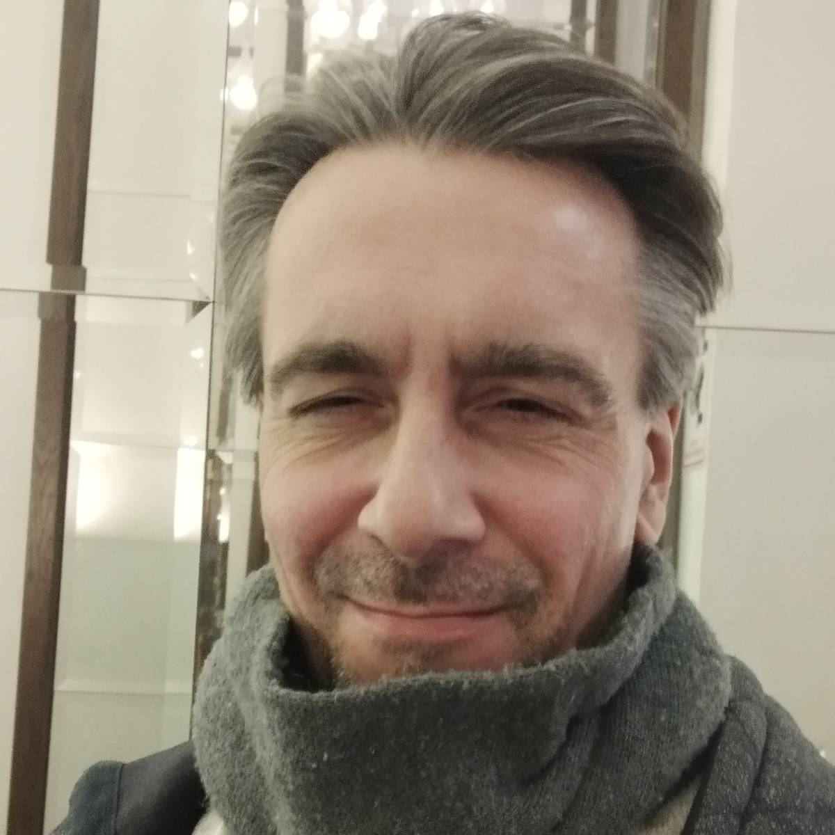 Влад Пахоменко | Сетка — социальная сеть от hh.ru