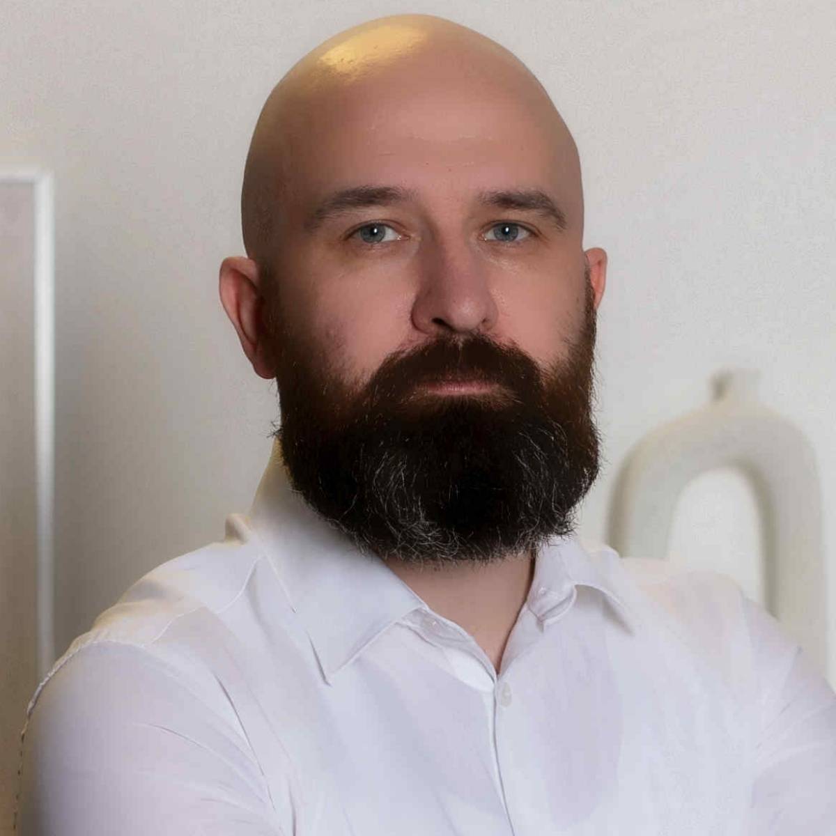 Михаил Менделеев