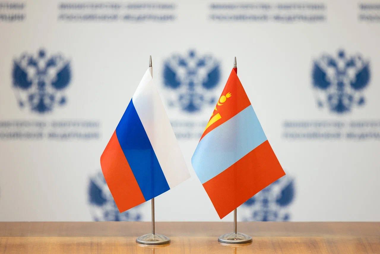 🇷🇺🇲🇳 Сергей Цивилев провёл рабочую встречу с Послом Монголии по особым поручениям Зандаахуу Энхболдом
 
⚡️ Обсуждалось строительство газопровода «Союз Восток» через Монголию, который станет продолжени... | Сетка — социальная сеть от hh.ru