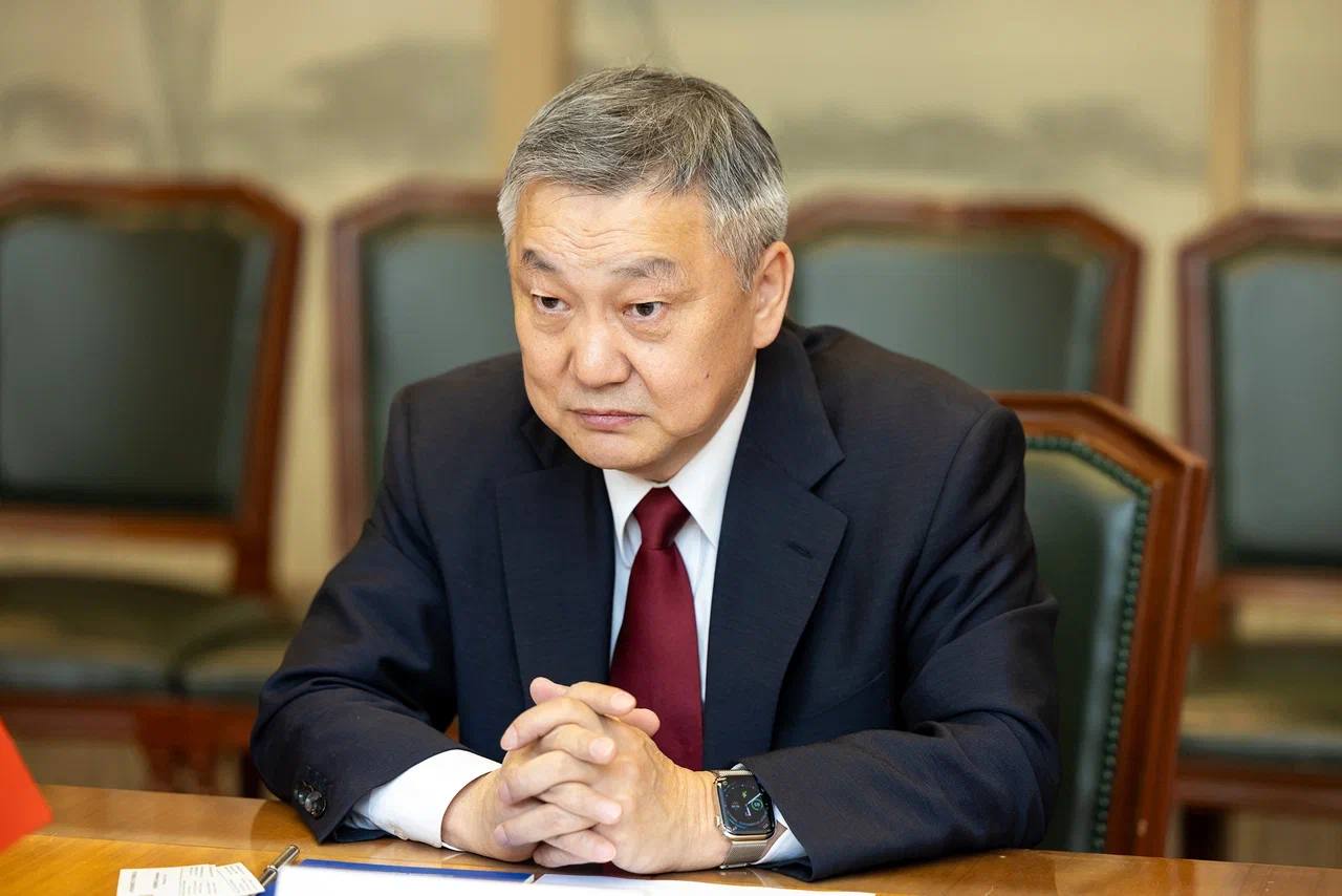 🇷🇺🇲🇳 Сергей Цивилев провёл рабочую встречу с Послом Монголии по особым поручениям Зандаахуу Энхболдом
 
⚡️ Обсуждалось строительство газопровода «Союз Восток» через Монголию, который станет продолжени... | Сетка — социальная сеть от hh.ru