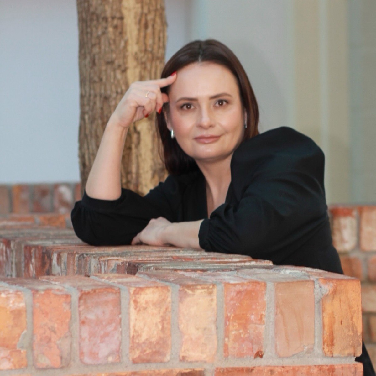 Илона Величко