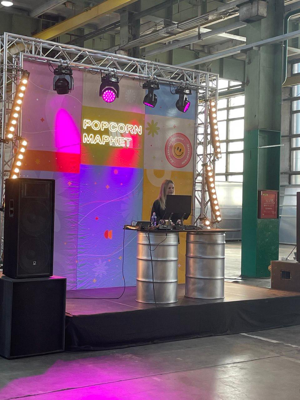 СЕВКАБЕЛЬ ПОРТ: новое пространство у воды  
Заглянул в Севкабель Порт — интересное место, где бывший завод превратили в современное городское пространство | Сетка — социальная сеть от hh.ru