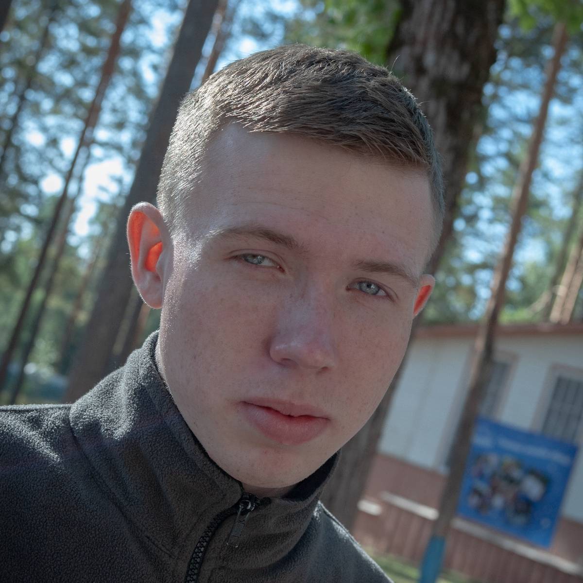 Дмитрий Карельский