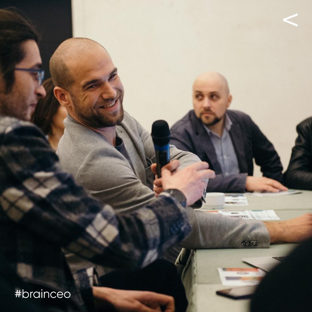 Мало что доставляет столько удовольствия, как подтверждение твоих теорий
#цитатаСЕО | Сетка — социальная сеть от hh.ru
