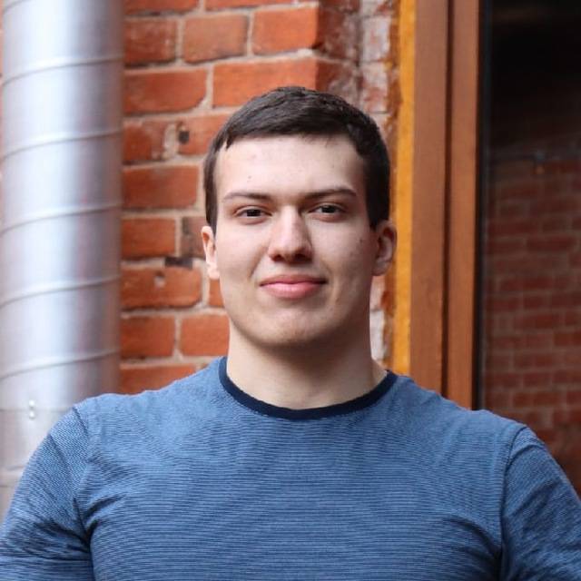 Владислав Ревякин | Сетка — социальная сеть от hh.ru