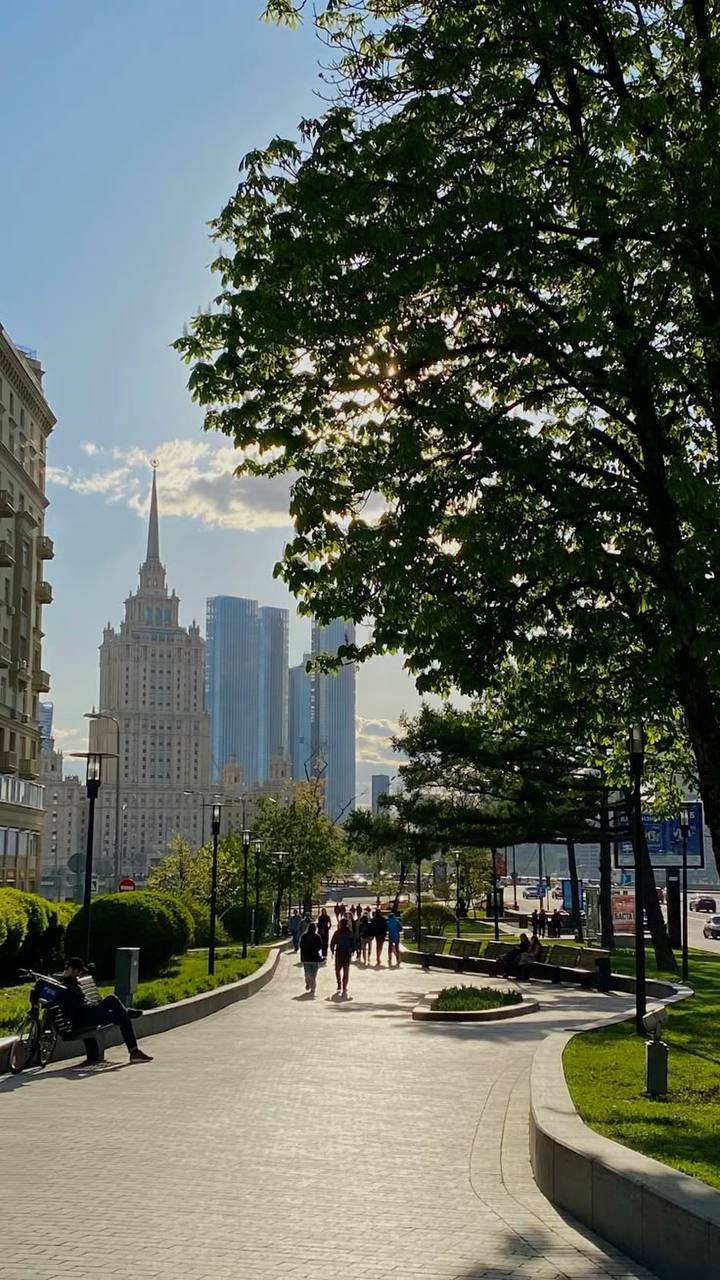 ☀️Март может стать самым тёплым за 146 лет метеонаблюдений в Москве
Воздух на следующей неделе прогреется до +17 градусов
Ждете тепло?
❤️ — Да
😁 — Нет
😢 — Не люблю жару
📲Подпишитесь на Вдвижении | Сетка — социальная сеть от hh.ru