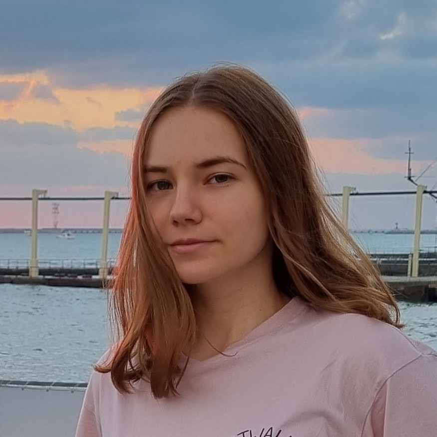 Алиса Алейникова | Сетка — социальная сеть от hh.ru