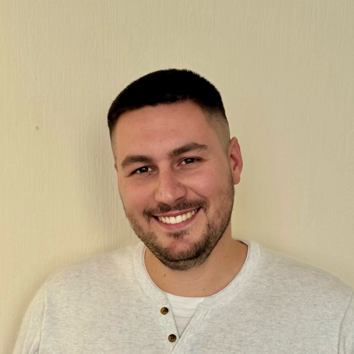 Антон Ефимов