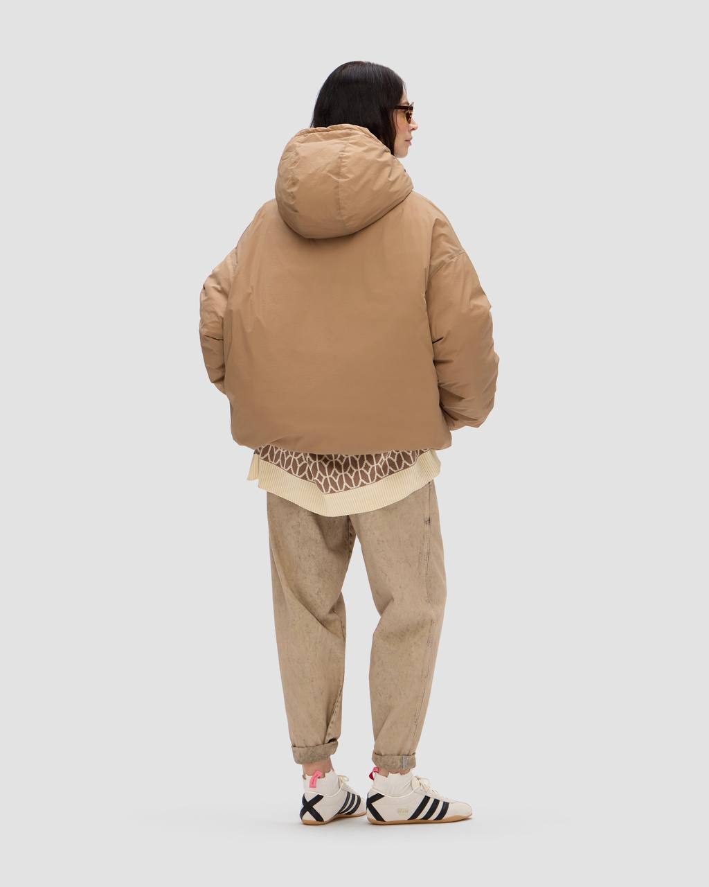 https://monochrome.ru/shop/outerwear/down-anorak-593-grams-nude | Сетка — социальная сеть от hh.ru
