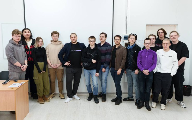 CEO DeusGames Константин Дипеж рассказал студентам факультета геймдизайна и разработки игр о карьере в гейм-индустрииCEO компании-партнера факультета геймдизайна и разработки игр DeusGames Константин ... | Сетка — социальная сеть от hh.ru