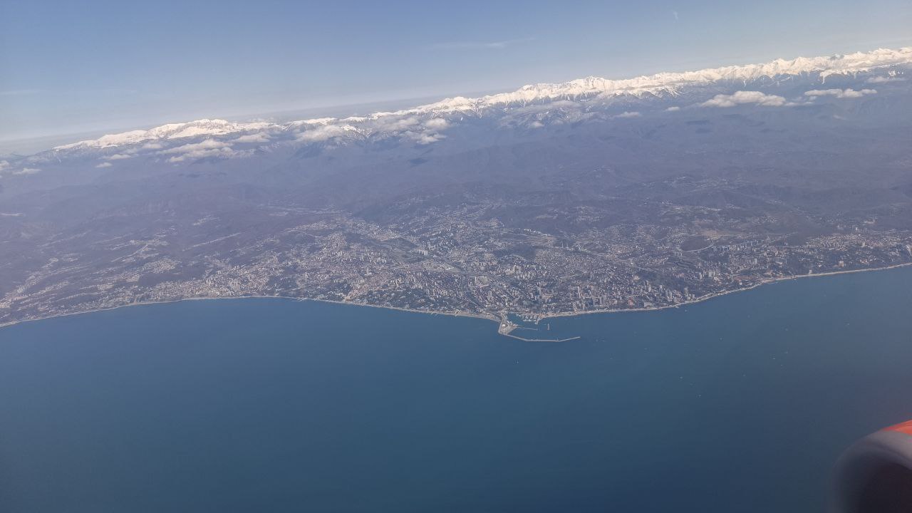 Небесный инсайт ✈️
Знается почему адекватные женщины любят тех мужчины, которые неприсмыкаются рядом с ними ? ( типо выбирают «конченых Нарциссов» ) Потому что они не хотят жить с рабом 💀
Большинство ... | Сетка — социальная сеть от hh.ru