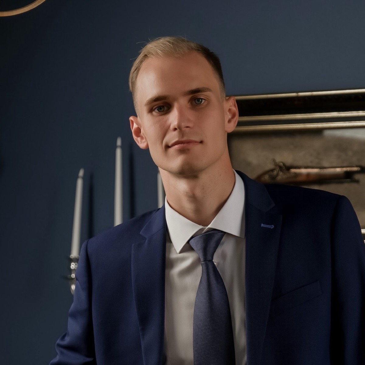 Валерий Антонов