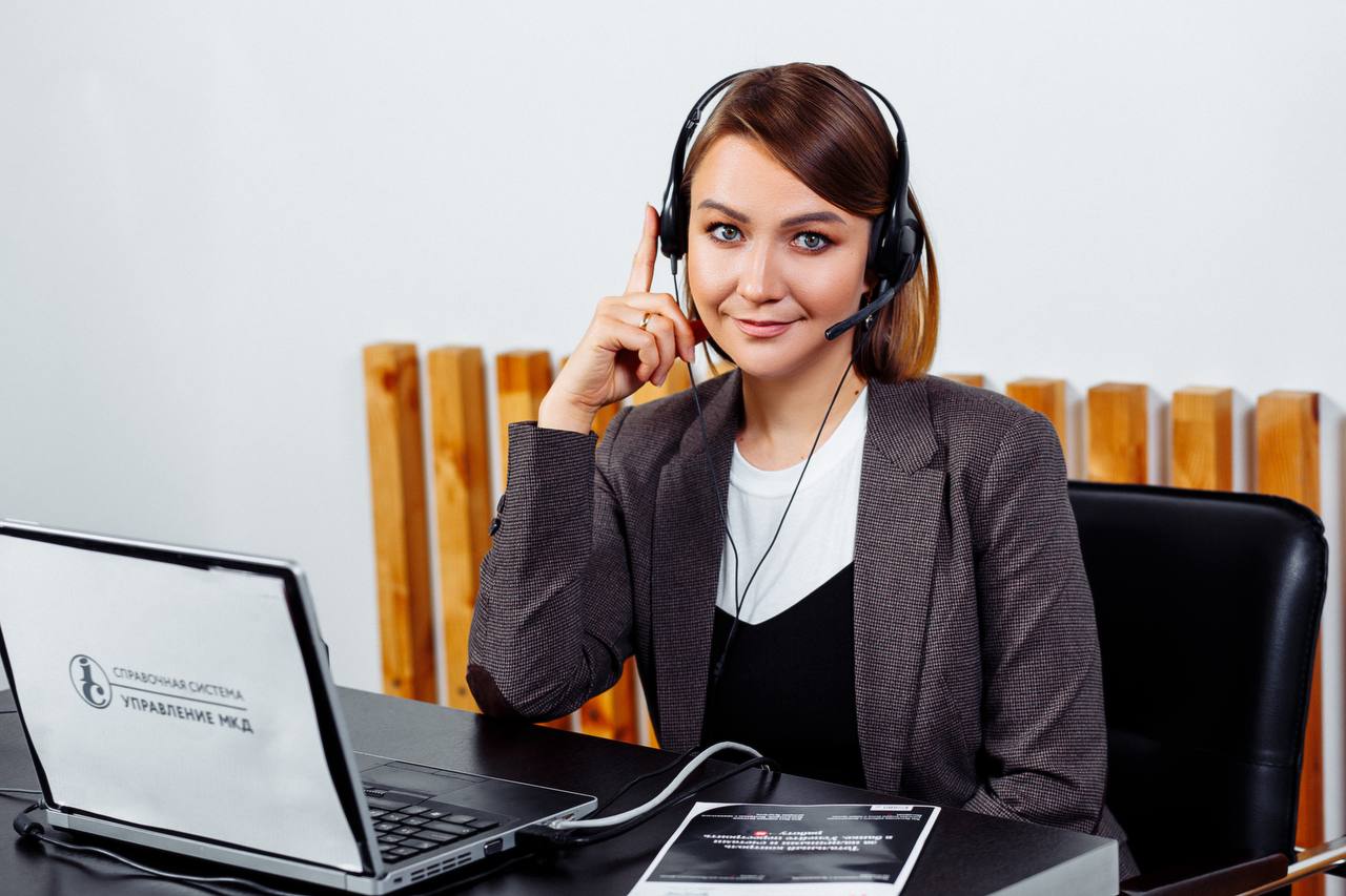 В современном мире финансовой нестабильности и неопределенности важным аспектом для каждого работника является уверенность в своем доходе 💰
В компании Сенсум мы понимаем это и предлагаем вам «белую за... | Сетка — социальная сеть от hh.ru