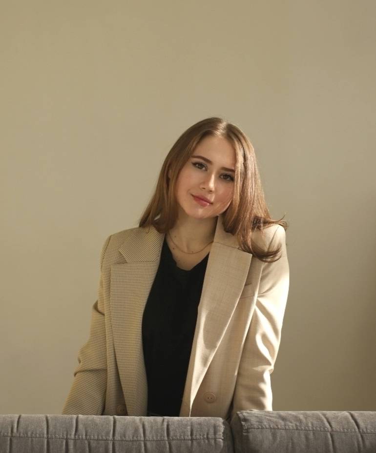 Полина Лебедева | Сетка — социальная сеть от hh.ru