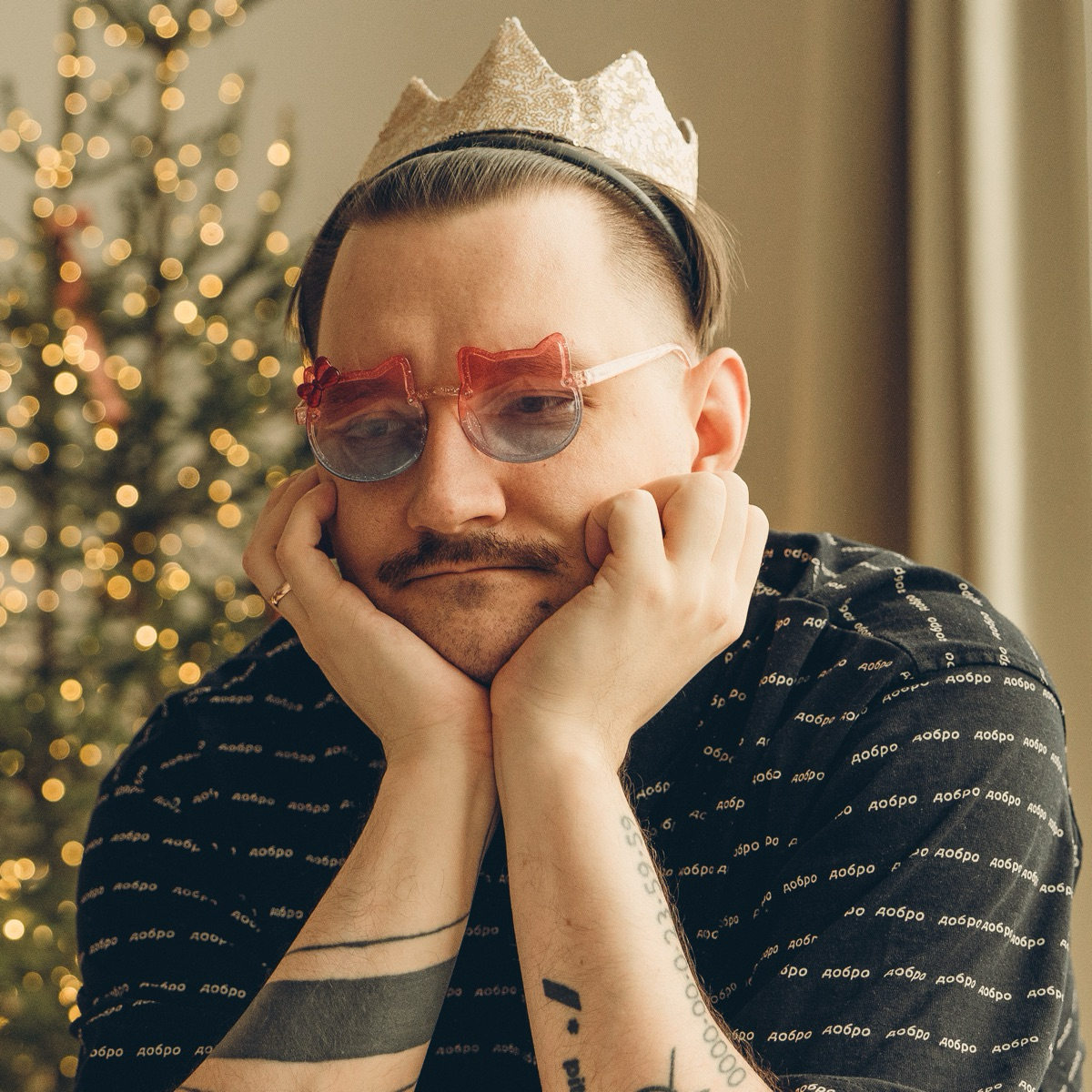 Серёжа печатает