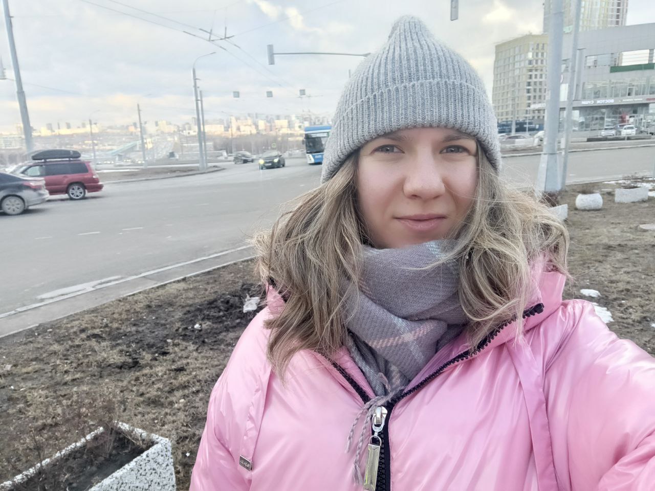Немного последних событий:
1. Отказалась от преподавания в МТИ, сейчас основной фокус на работе, так же отказалась от эфира на ОТС, так как он был в рабочее время.
2 | Сетка — социальная сеть от hh.ru