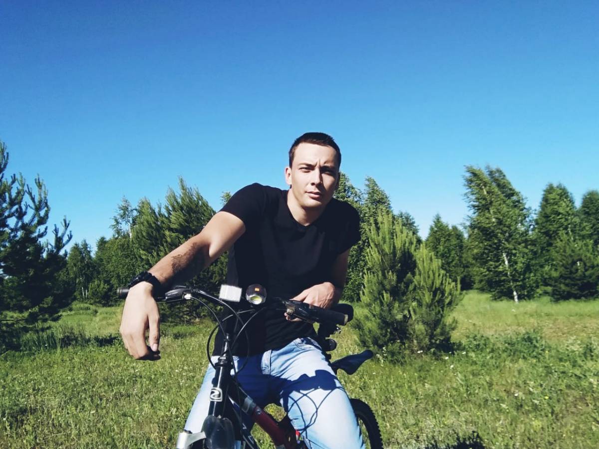 Евгений Модяков