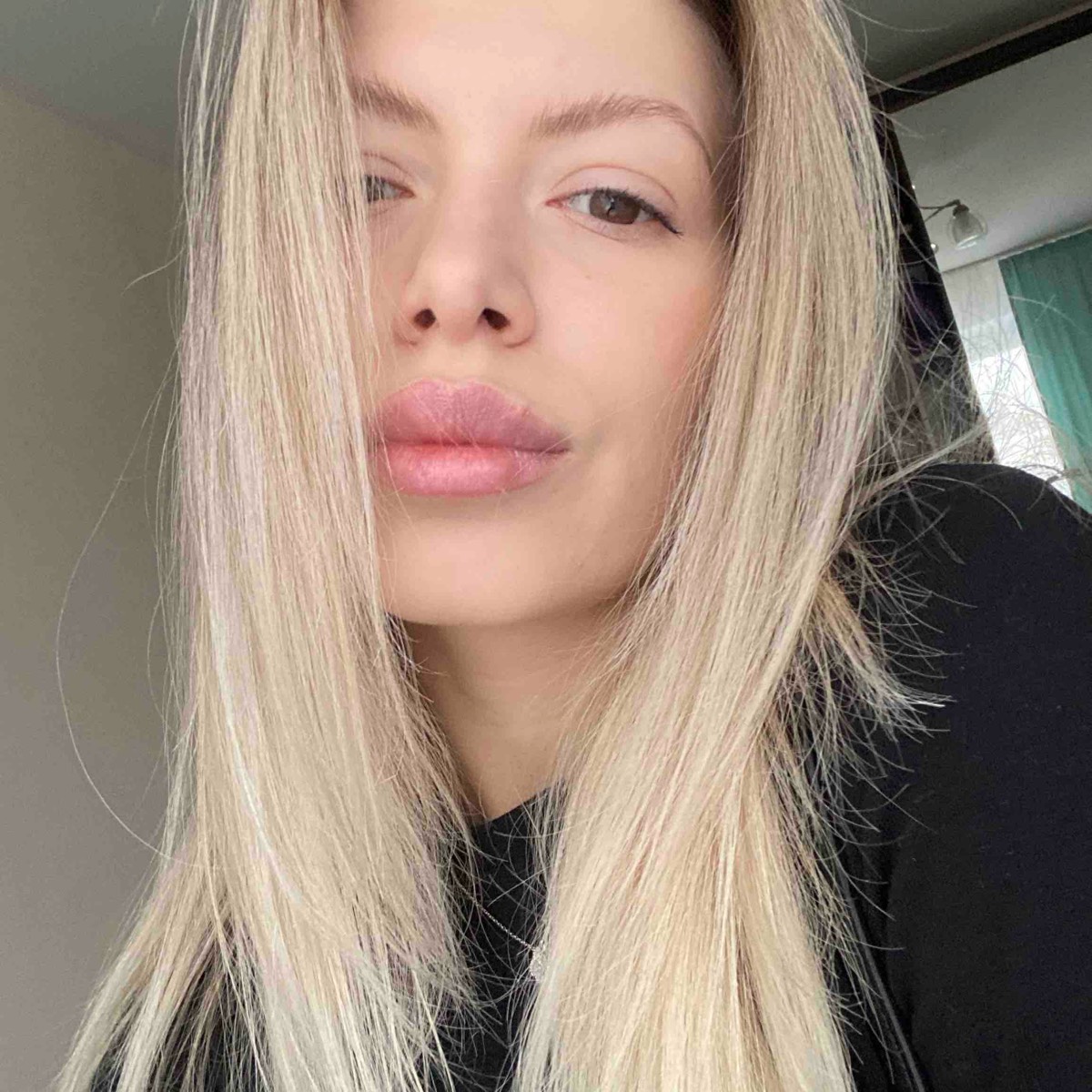 Юлия Лалазарова