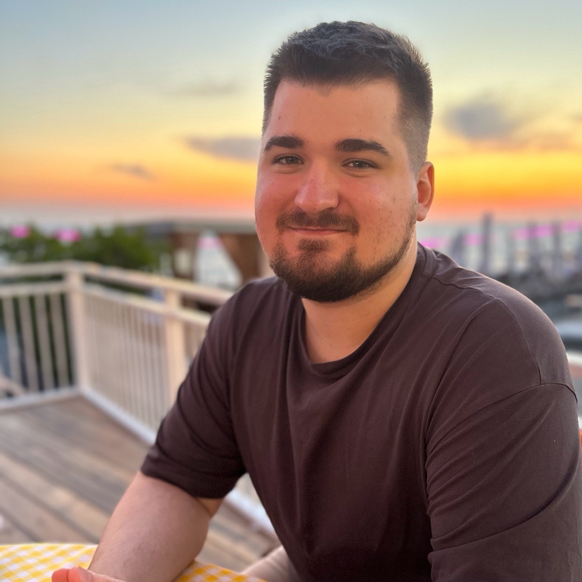 Oleg Shunyaev | Сетка — социальная сеть от hh.ru