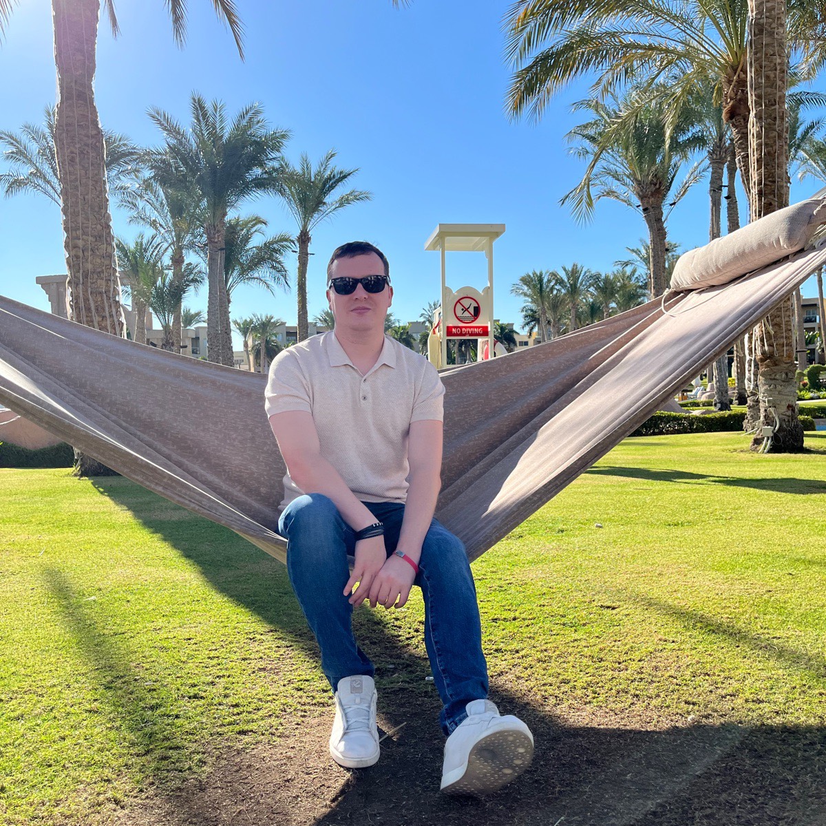 Василий Сахаров | Сетка — социальная сеть от hh.ru