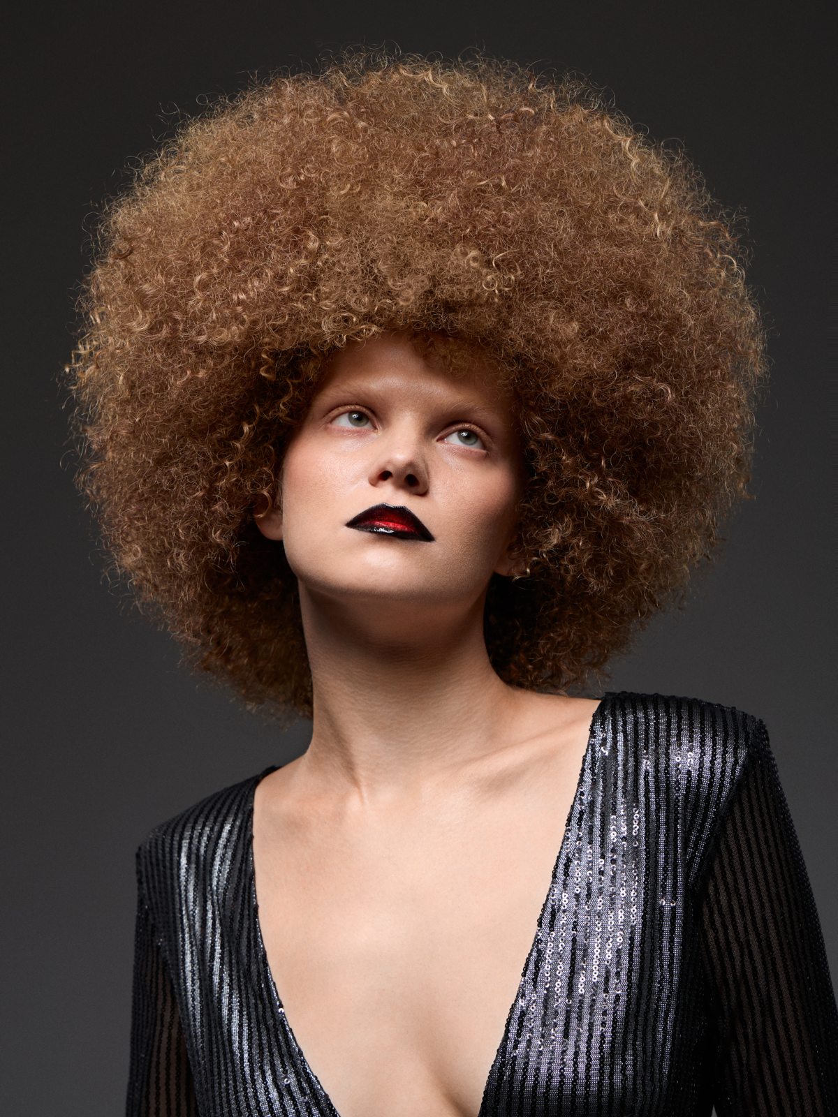 Campaign for hair cosmetic brand
Ice curly | Сетка — социальная сеть от hh.ru