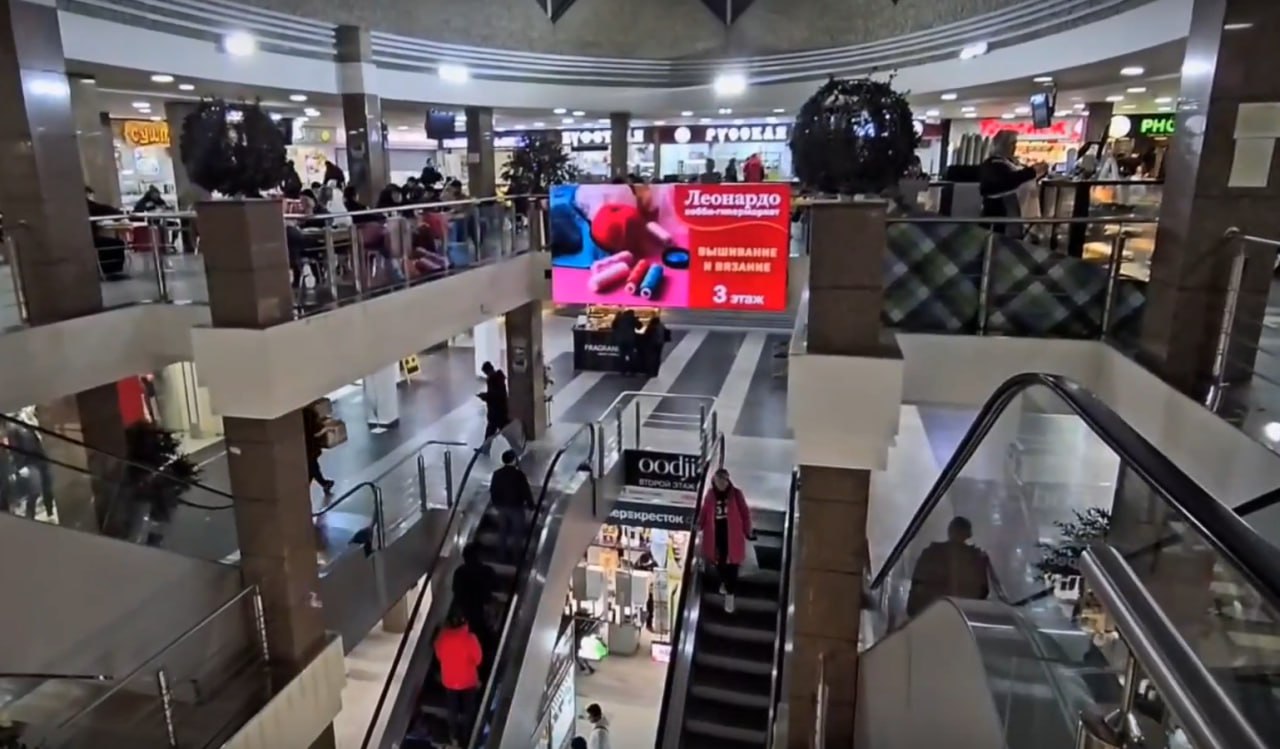 Sunlight Outdoor теперь и Indoor.
Оператор медиафасадов в Москве Sunlight Outdoor сообщил о запуске медиафасадов в торговых центрах.
⚡️ | Сетка — социальная сеть от hh.ru