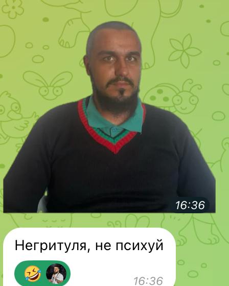 Я: лидирую команду, работаю над open source проектом, приношу в дом денежку, гуляю с собакой, занимаюсь бытовыми делами...
Жена: => | Сетка — социальная сеть от hh.ru