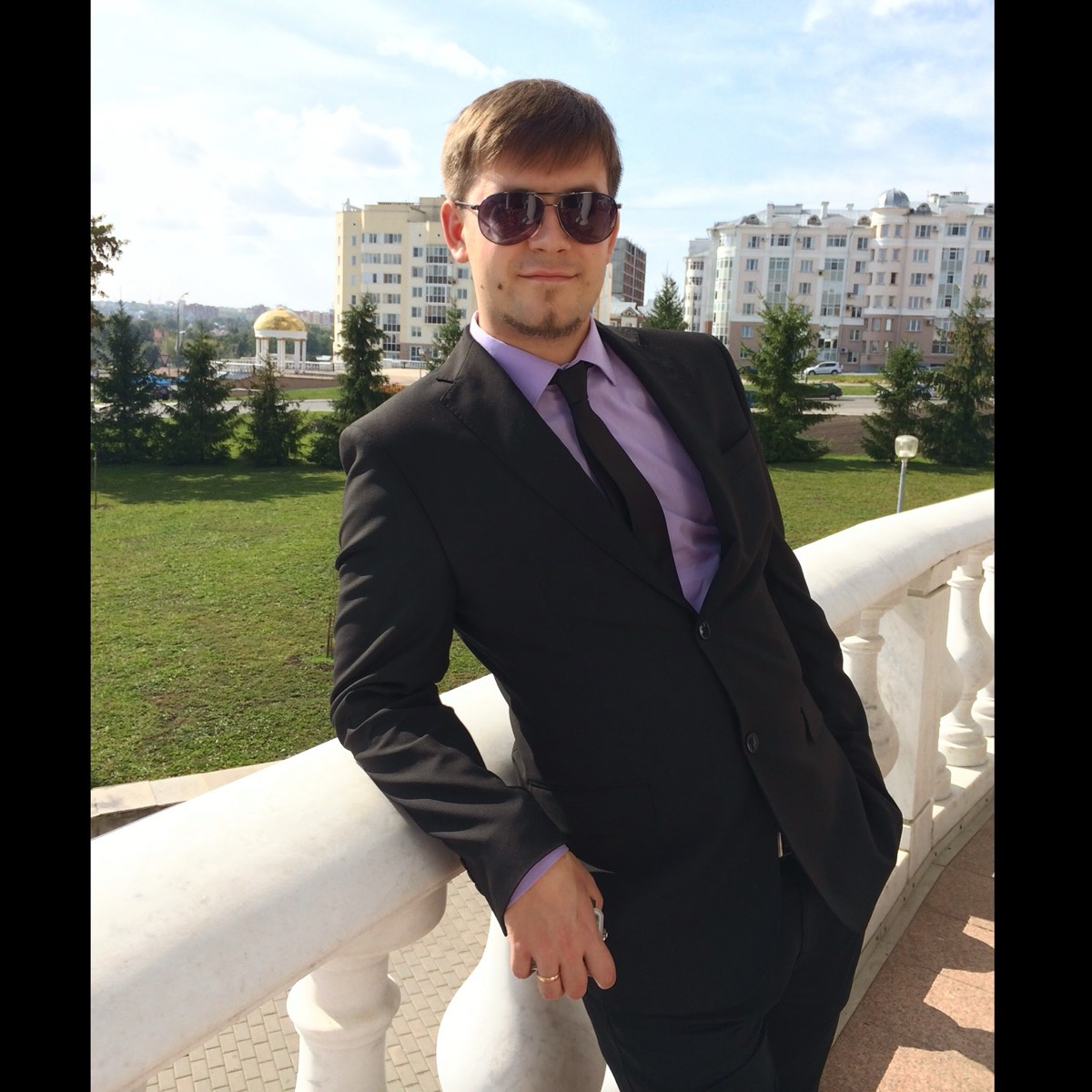 Илья Манухов