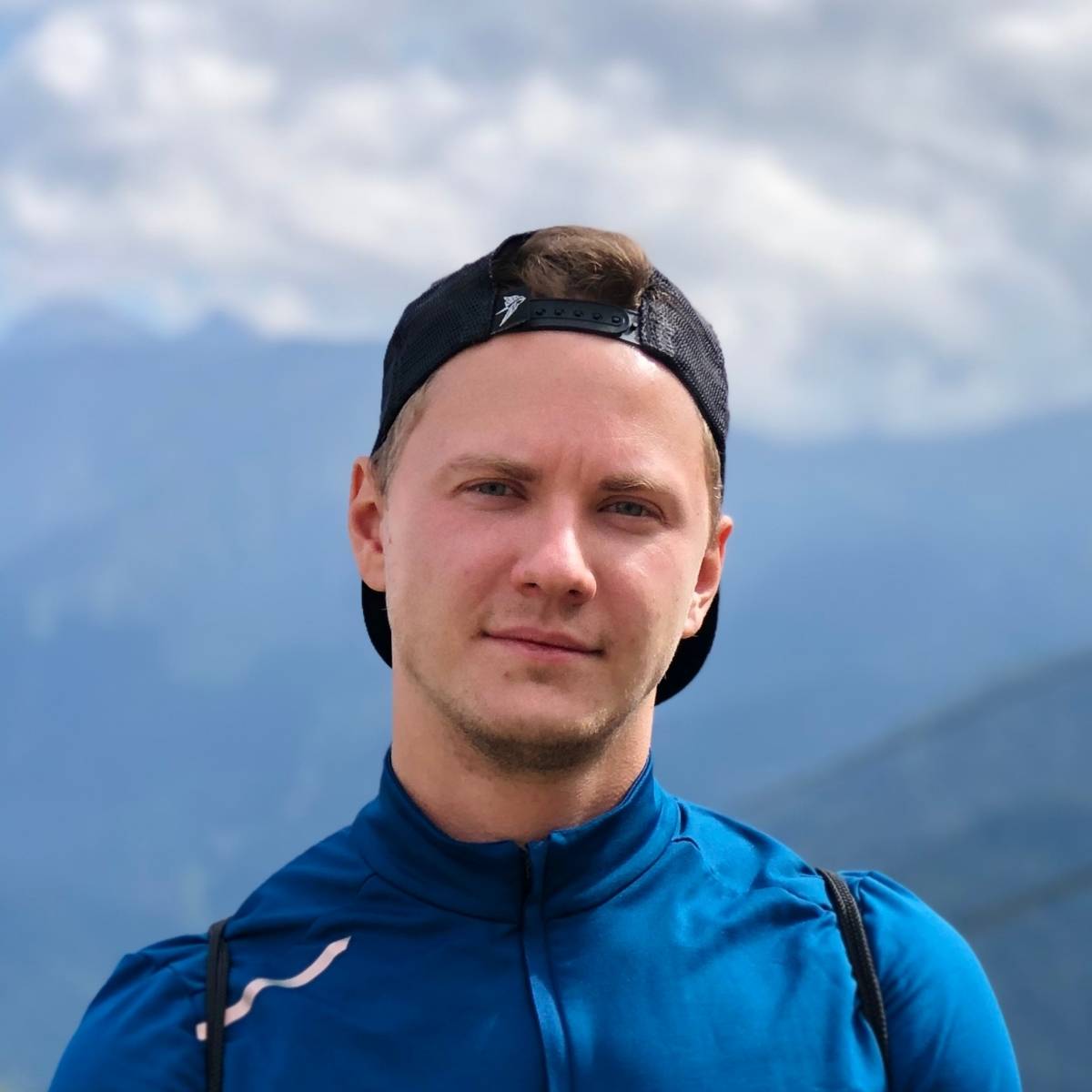 Вячеслав Арт