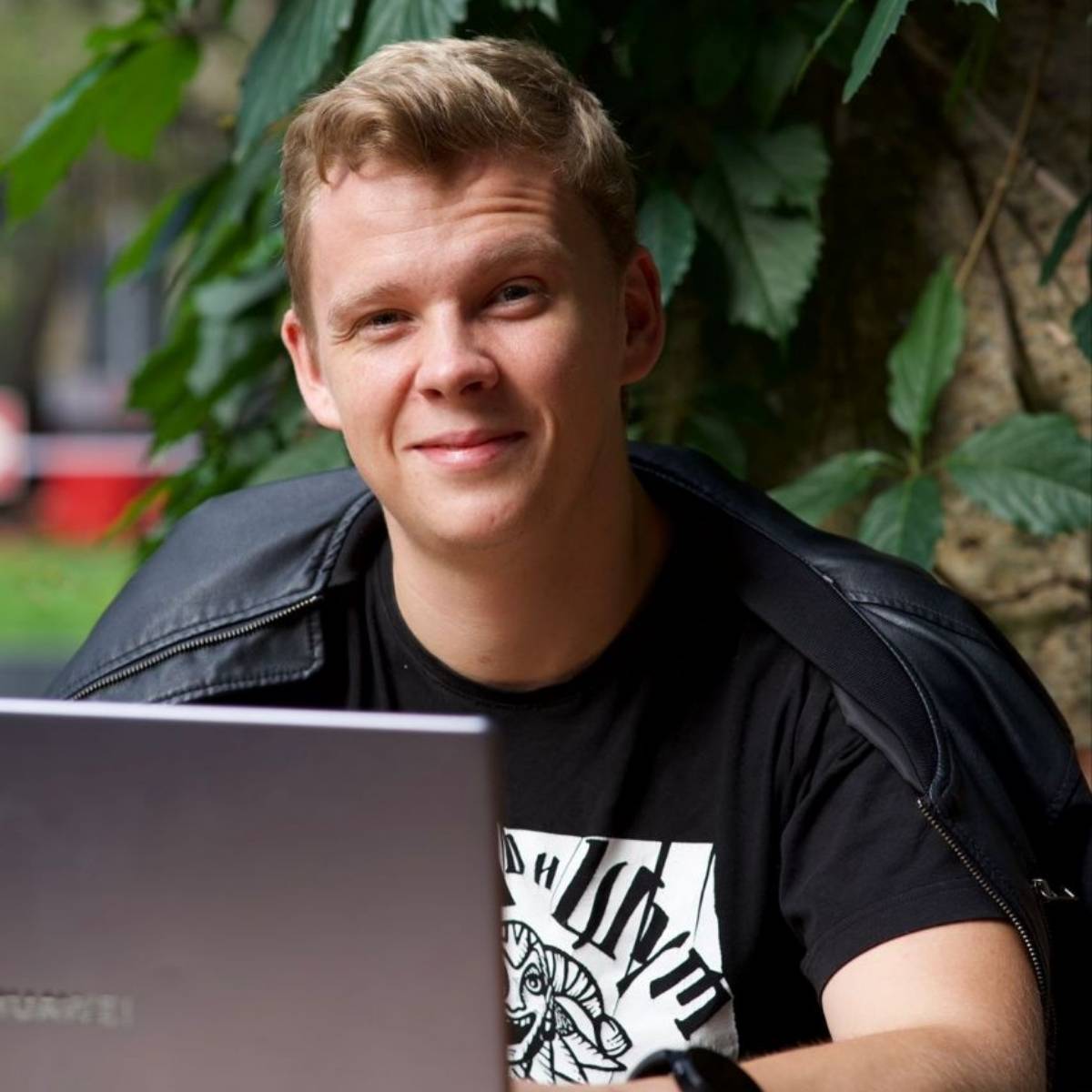 Павел Мазикин