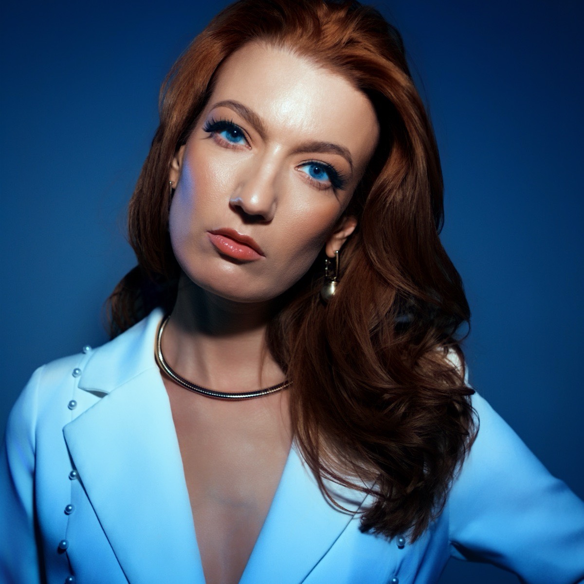 Julia Extra | Сетка — социальная сеть от hh.ru