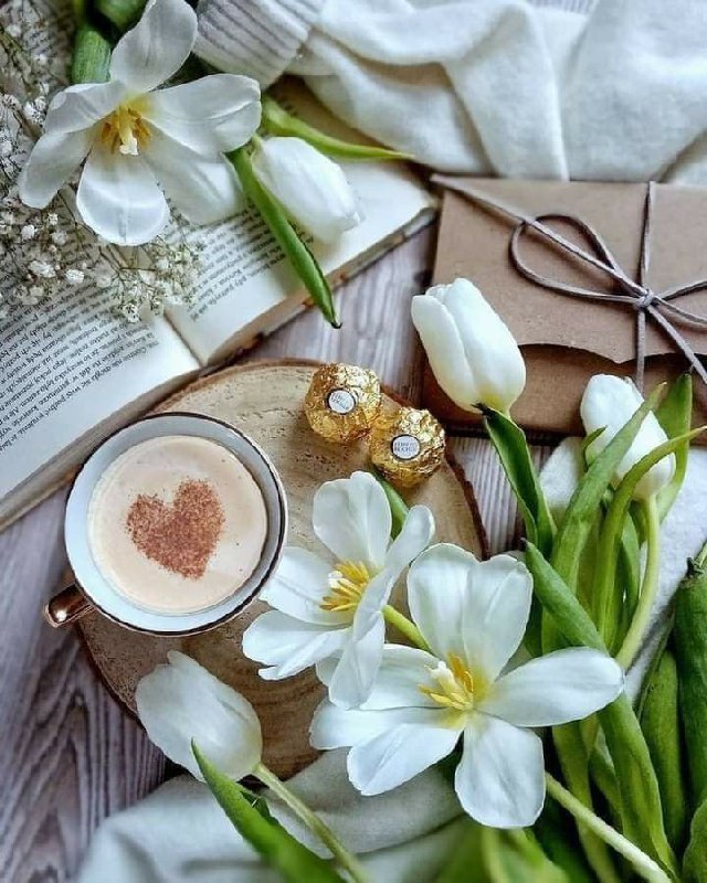 Доброе понедельничное!
Всем лёгкой и продуктивной недели ☀️ | Сетка — социальная сеть от hh.ru