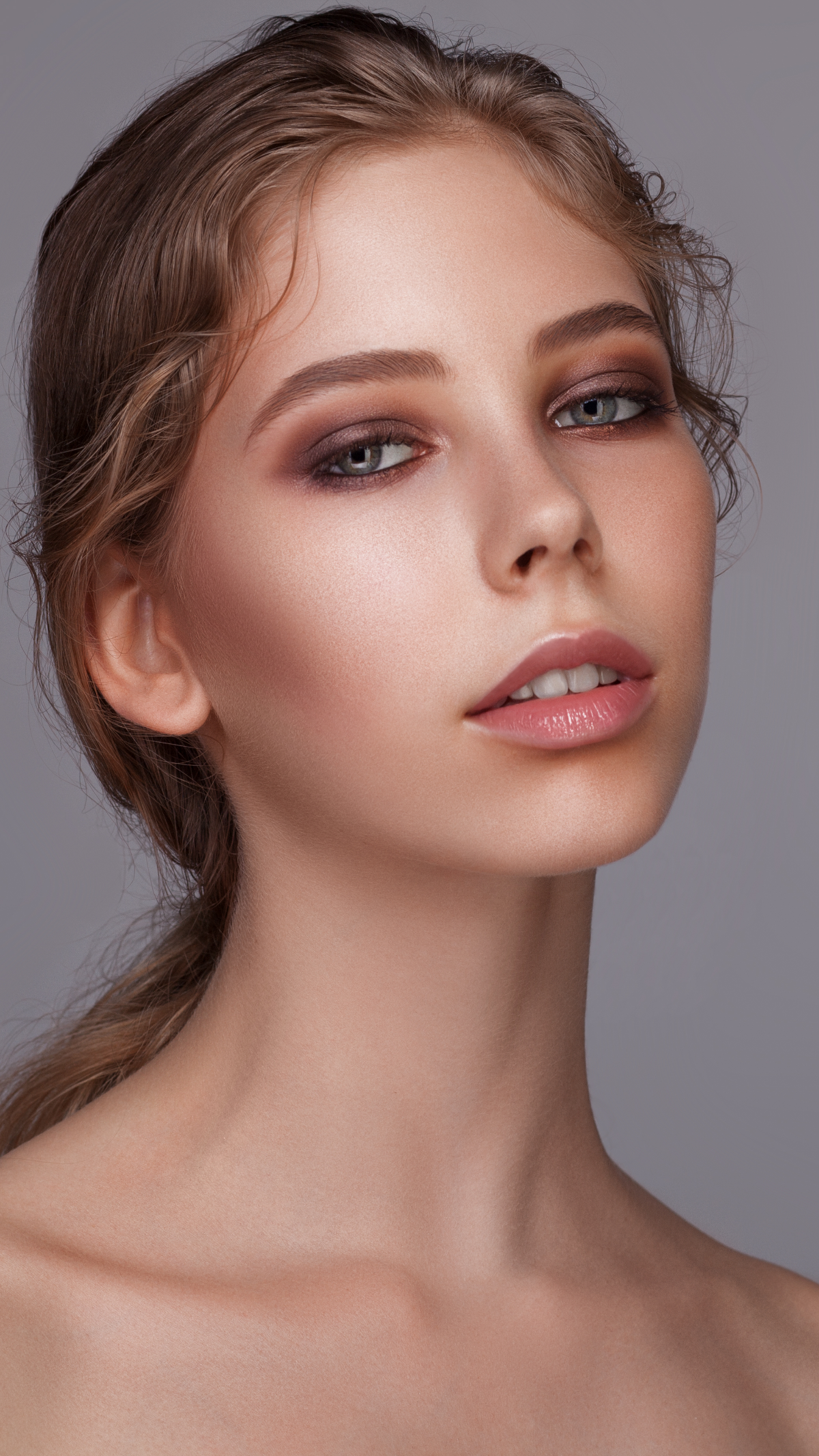 Retouch | Сетка — социальная сеть от hh.ru