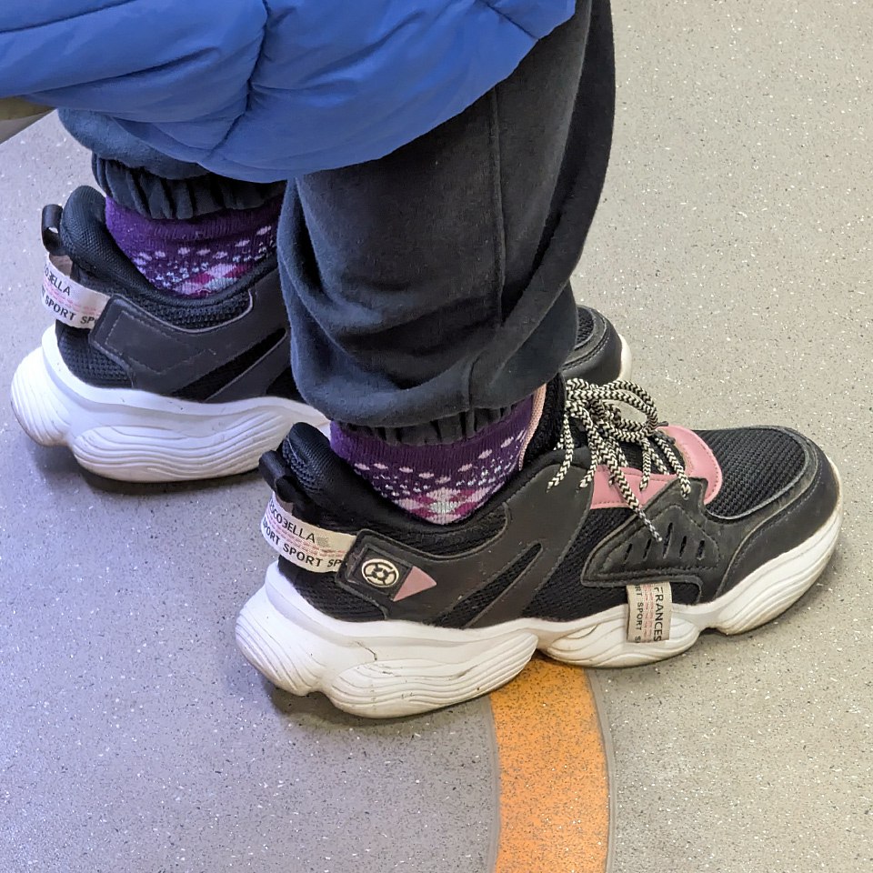 Тот случай, когда в жизни смотрится интересней, чем на фото
Есть вот тут 👇
🪙Цена#1
🪙Цена#2
И о погоде 🌥
Сегодня в Москве облачно с прояснениями
Утром +8 🌥
Днём +11 🌤
Вечером +11 🌤
#обувь #март #2025г ... | Сетка — социальная сеть от hh.ru